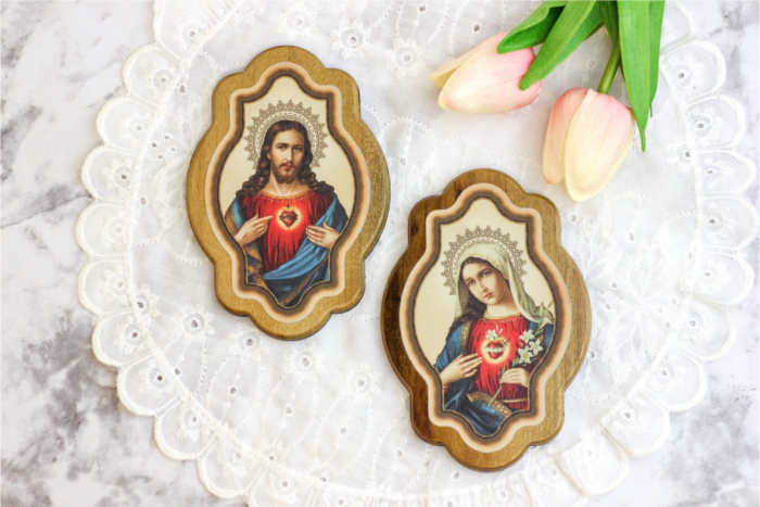 Sacred Heart and Immaculate Heart, Set of Two Wall Plaques - 5 x 3.5" Each    (Minimum quantity purchase is 1)
