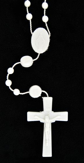   Plastic Rosary - White     (Minimum quantity purchase is 5)
