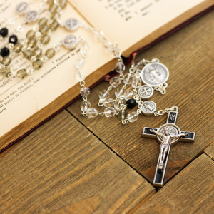  St Benedict Tri-Color Crystal Bead Rosary - 18.25