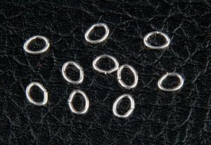    Jump rings - silver finish oval -3 mm x 4 mm diameter by 0.6 mm Thick - 250 pcs   (Minimum quantity purchase is 1)