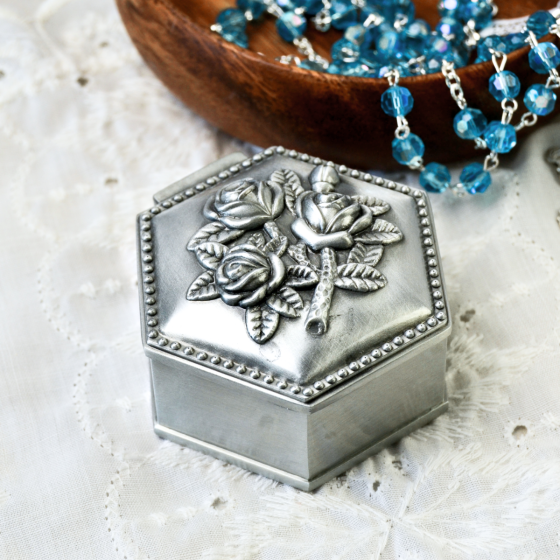 Three Roses Hexagon Rosary Box – 2.5" Silver Metal, Made in Portugal