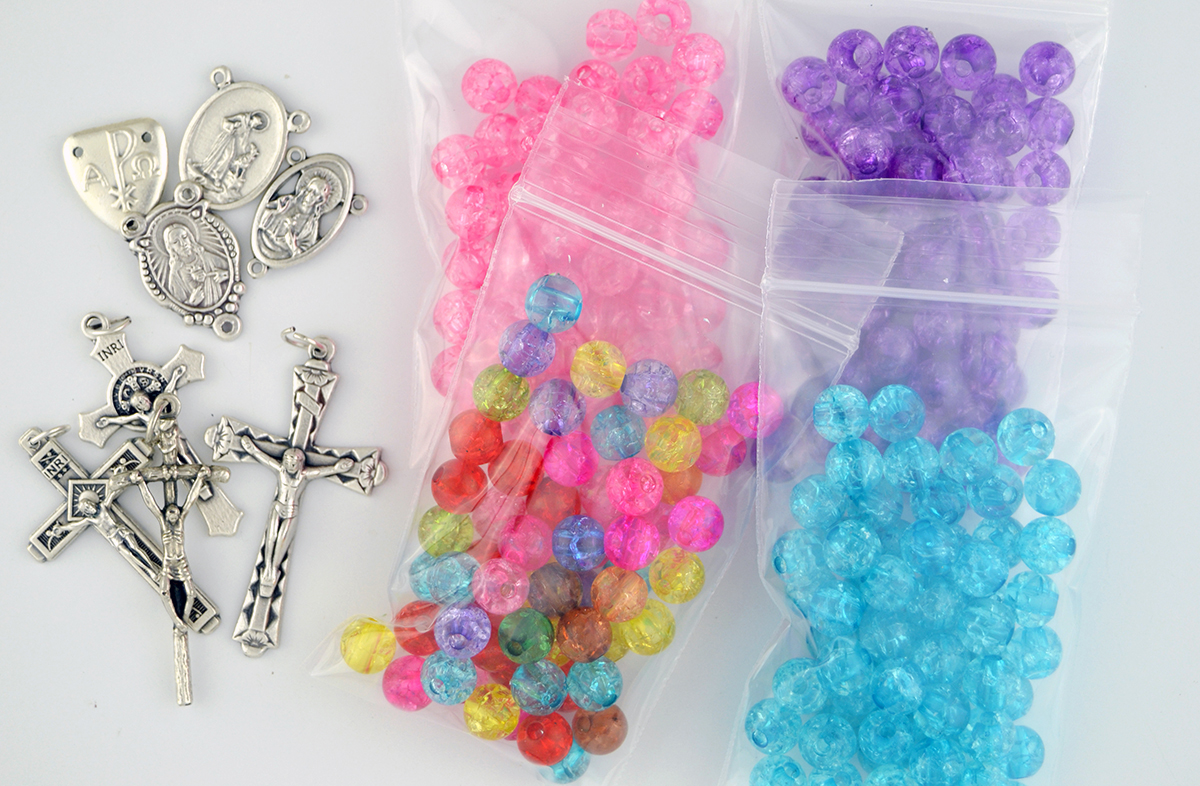 Buy Rosary Kit - 8mm Plastic Crackle Beads -Makes 4 Rosaries (colors may  vary) | Gifts Catholic
